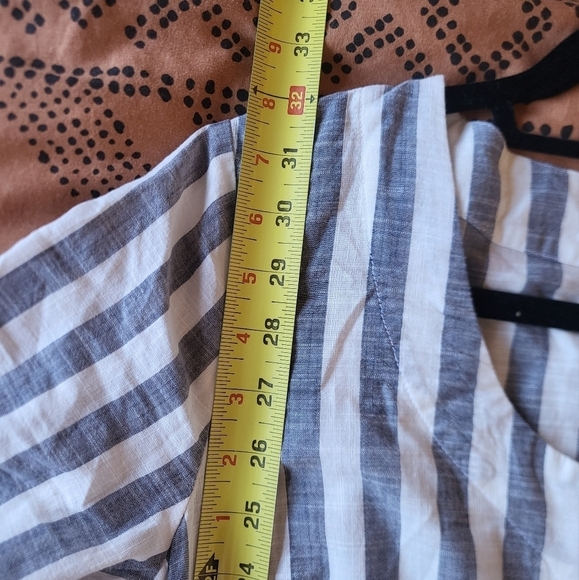 EUC Ann Taylor Loft Beach Striped Romper Navy White Cotton Size 4 - Picture 9 of 12